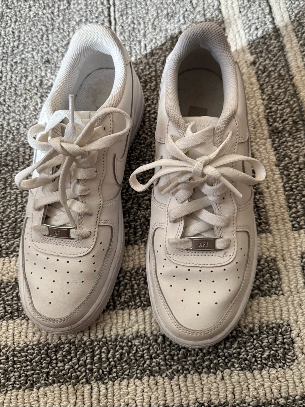 AF1 Nike White Low-Top Leather Sneakers